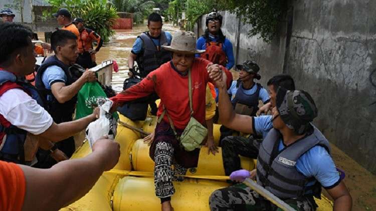 الأمطار تتسبب بمصرع 90 شخصا في الفلبين