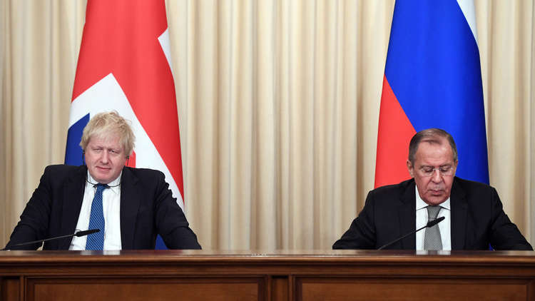 شق طريق بين لندن وموسكو