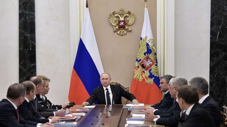 بوتين يعقد اجتماعا طارئا لمجلس الأمن الروسي لبحث الوضع في سوريا