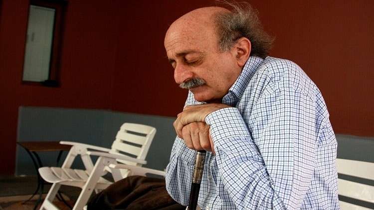 كيف عايد وليد جنبلاط اللبنانيين برأس السنة؟