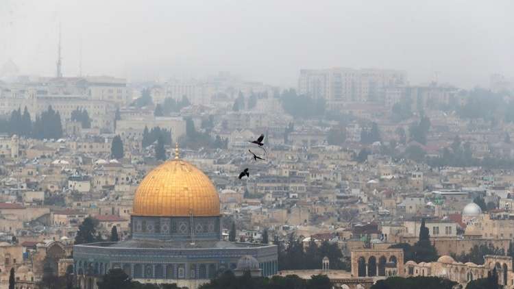 القيادة الفلسطينية ترفض الخضوع لابتزاز واشنطن وتل أبيب 