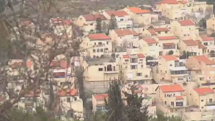 إسرائيل ترفع وتيرة استيطانها بالضفة