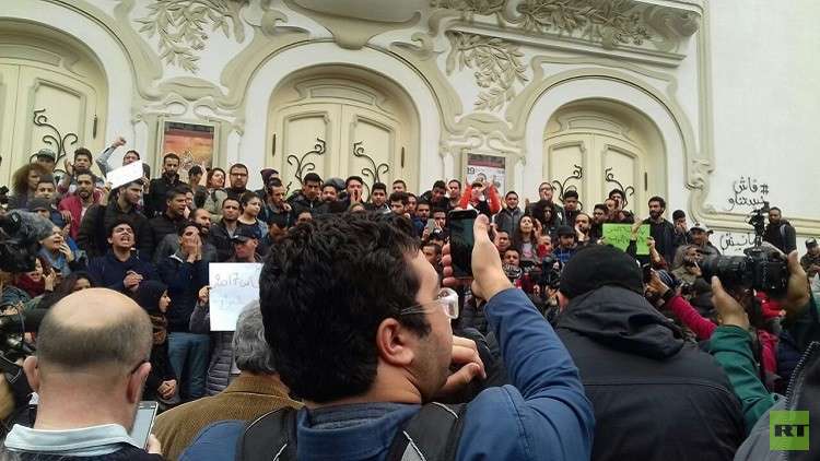 استئناف الاحتجاجات في تونس