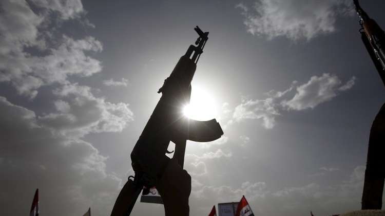 مشاهد لاستهداف طائرة "F-15" في سماء صنعاء 