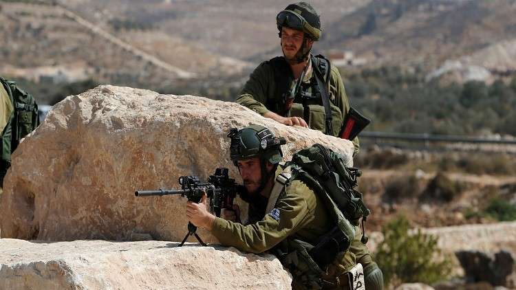 إصابة طفل فلسطيني برصاص الجيش الإسرائيلي في الضفة الغربية 