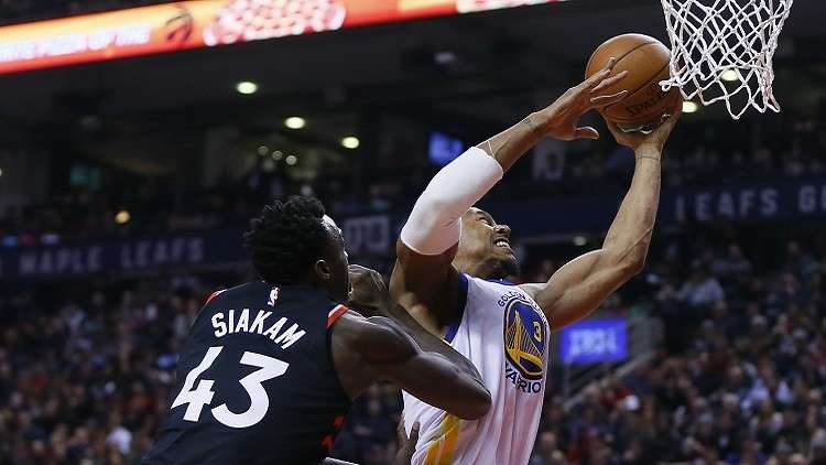 الدوري الأمريكي للمحترفين: غولدن ستايت يحقق فوزا صعبا على تورونتو