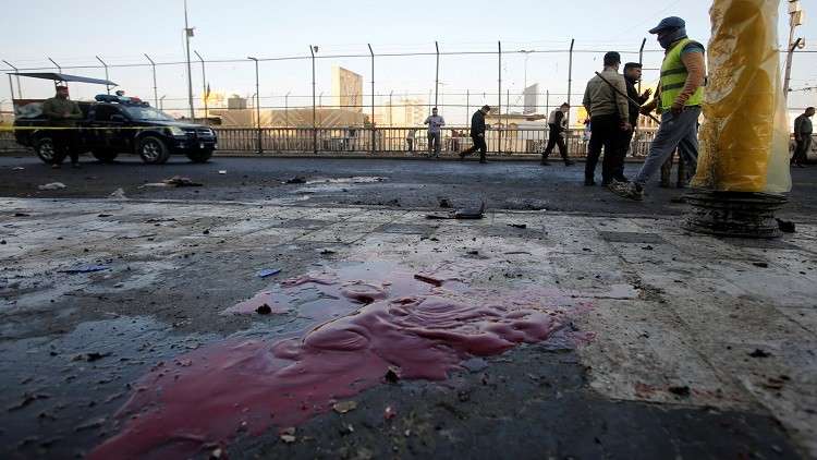 شاهد لحظة تفجير الإرهابي لنفسه في ساحة الطيران ببغداد