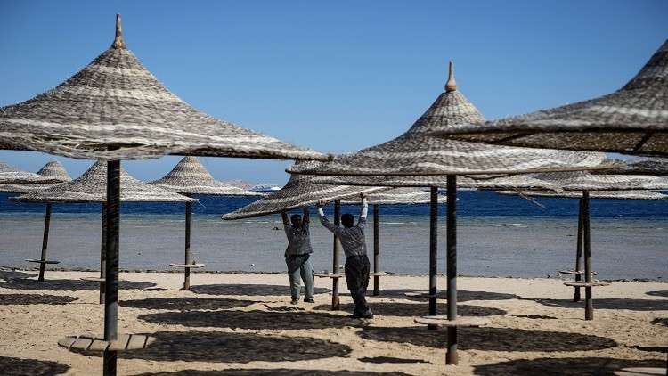 وزيرة السياحة المصرية تشكل 