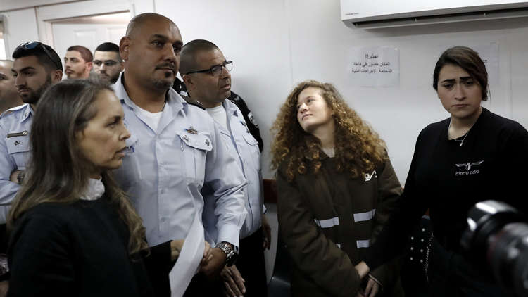 القضاء الإسرائيلي يمدد اعتقال عهد التميمي حتى 31 يناير
