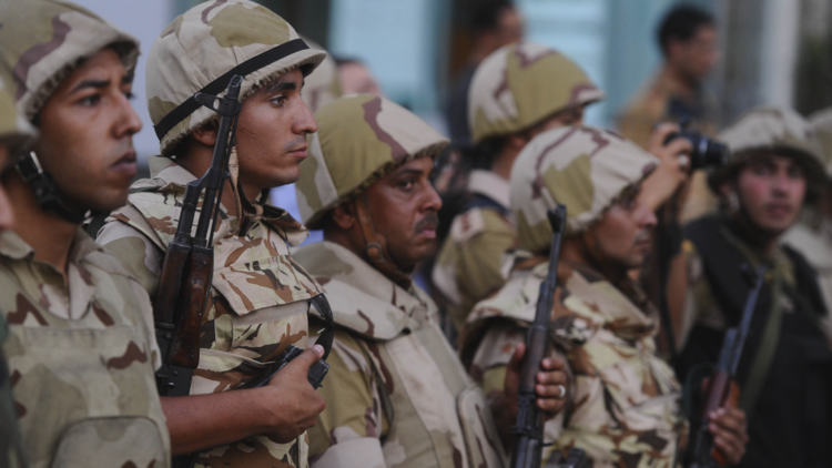 السيسي يكشف عن ما فعلته القوات الخاصة المصرية بعد سقوط القذافي