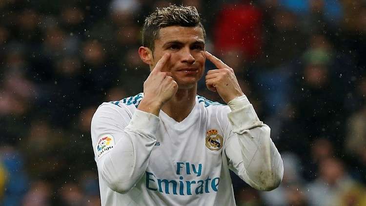 شاهد.. ردة فعل رونالدو من طفل وصف ميسي بـ