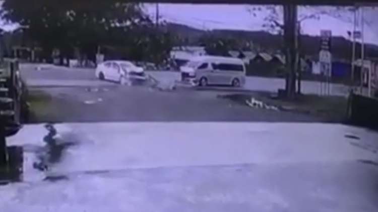 تايلاند.. حادث مرور مروع يودي بحياة سائحين روسيين 