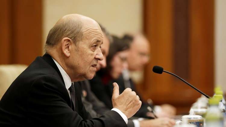 لودريان: ماكرون يود التواصل المباشر مع روسيا