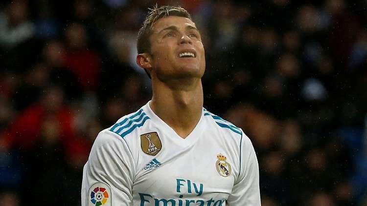 بيريز يصدم رونالدو 