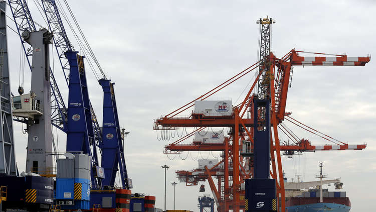 تجارة.. الصين تهيمن وواشنطن عاجزة 