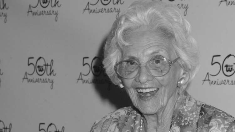 وفاة أقدم ممثلة في هوليوود عن عمر يناهز 106 أعوام 