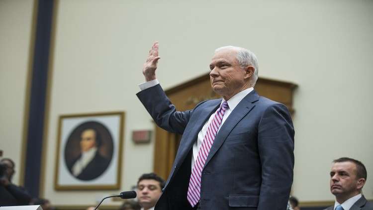 وزير العدل الأمريكي يخضع للتحقيق