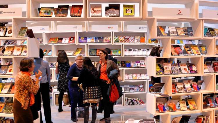 1500 مؤلَّف روسي جديد في معرض باريس للكتاب