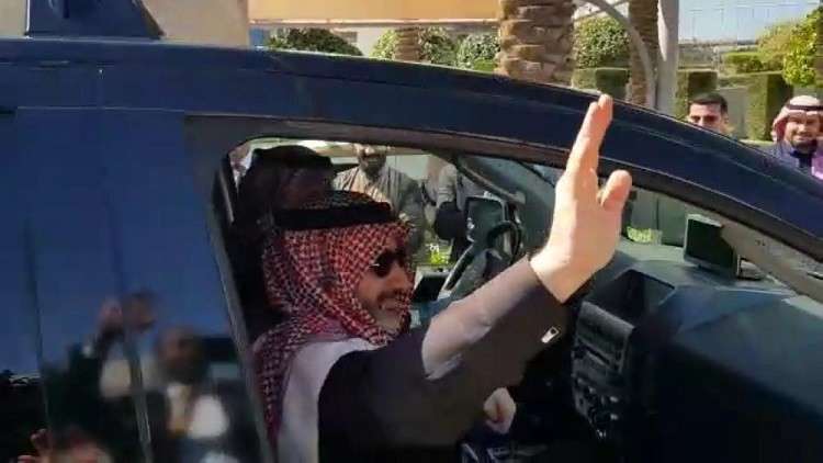 شاهد.. أول ظهور علني للوليد بن طلال بعد الإفراج عنه