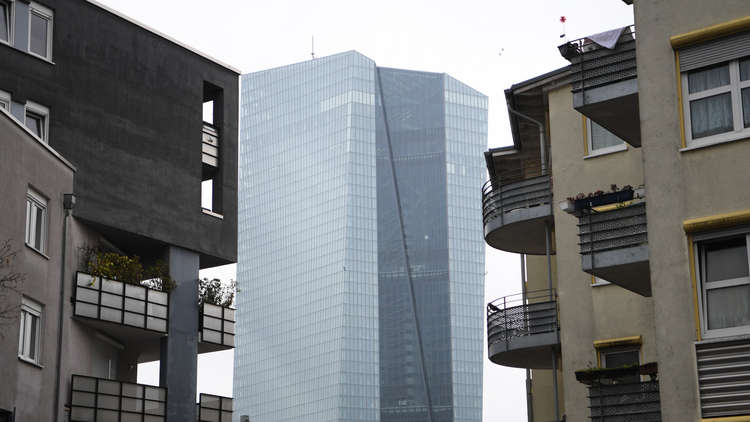 ما الذي يجري في أوروبا حين تعاقب واشنطن روسيا؟