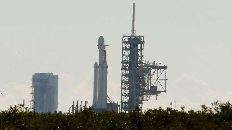 إطلاق أثقل صاروخ فضائي في العالم بنجاح