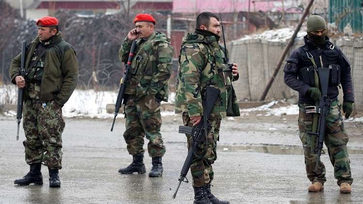 إقالة 7 ضباط أفغان عقب الهجوم على قاعدة في كابل