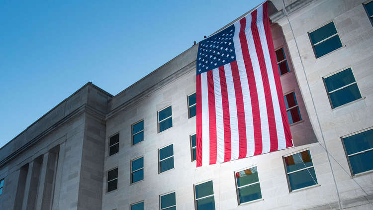 واشنطن تدفع خصميها إلى العناق