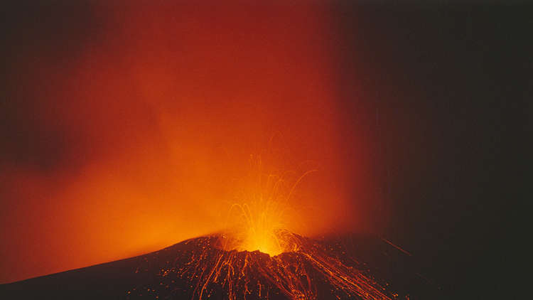 دراسة تبرئ "البركان العظيم" من انقراض البشرية!