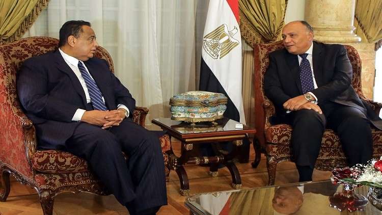 السودان يحتجز مركب صيد مصريا.. والقاهرة تعلق!