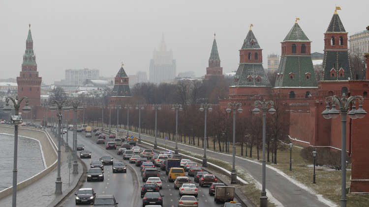 الكرملين: موسكو لن تفرض قانونا يمنع الروس من السفر إلى سوريا