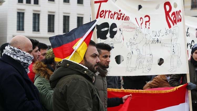 ألمانيا تعتزم إعادة 10 آلاف لاجئ عراقي 