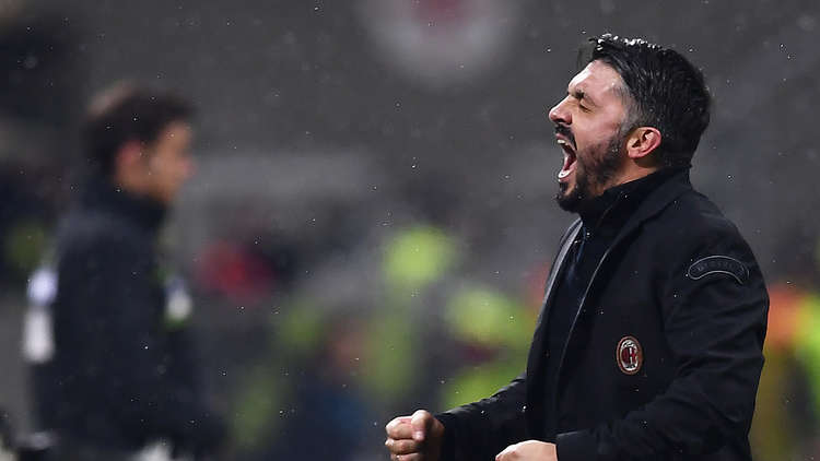 ميلان ينوي مكافأة غاتوزو 