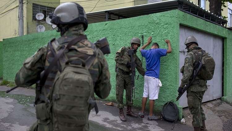الجيش البرازيلي يتولى الأمن في ريو دي جانيرو