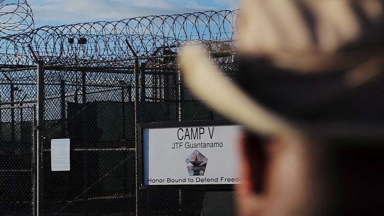 القضاء المغربي يبرأ مواطنا بعد 14 عاما أمضاها في غوانتانامو