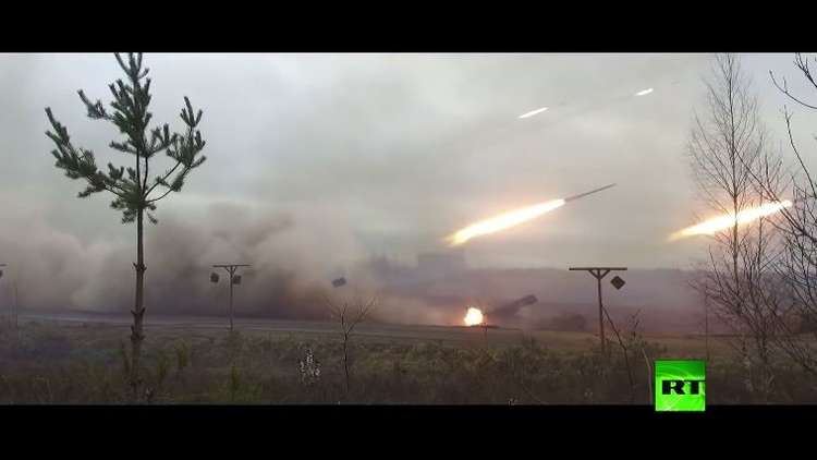 القوات الصاروخية الروسية تستعرض بعضا من قوتها 