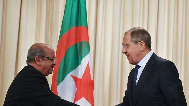 الجزائر: نسعى مع موسكو للوصول لأسعار نفط ترضي الجميع