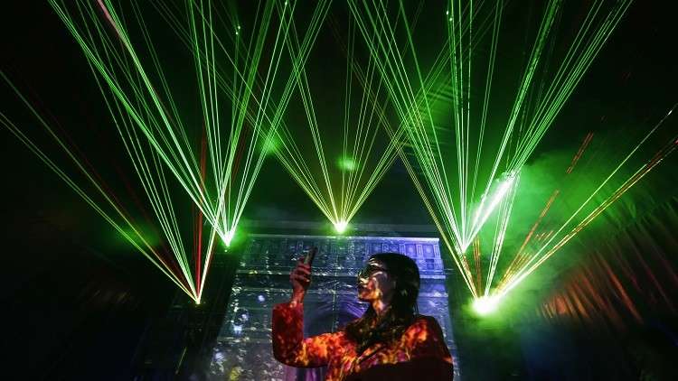 تطوير تكنولوجيا "خفية" لشحن الهواتف عن بعد