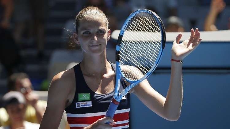 التشيكية بليشكوفا تواصل مشوارها في دبي