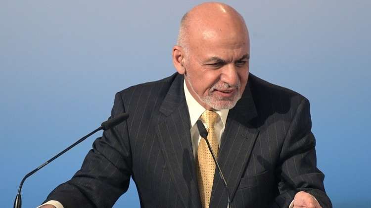 الرئيس الأفغاني مع الاعتراف بطالبان كمنظمة سياسية