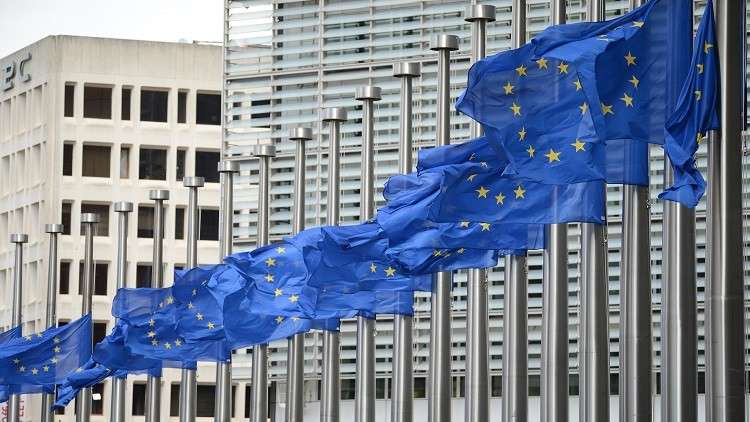 المفوضية الأوروبية تنشر أول نص لمشروع الاتفاقية بشأن بريكست