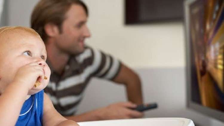 زوجان يبحثان عن موظف لتثقيف طفليهما جنسيا!