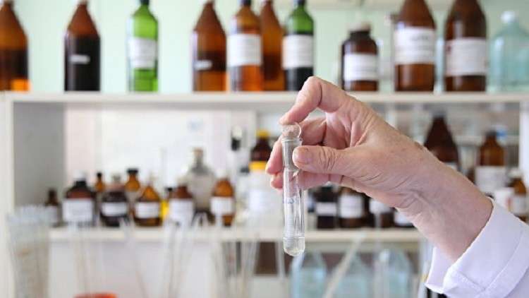 كيميائيون يحولون الهواء إلى كحول