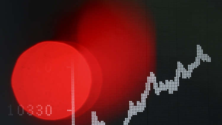 مخاوف الحرب التجارية تهوي بوول ستريت