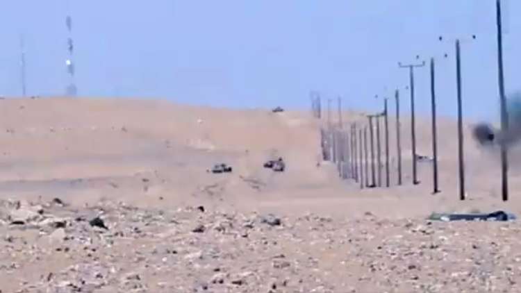 لحظة تدمير عربات لـ"داعش" على يد الجيش الليبي..