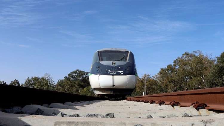 خط حديدي يربط الإمارات بالسعودية في 2021