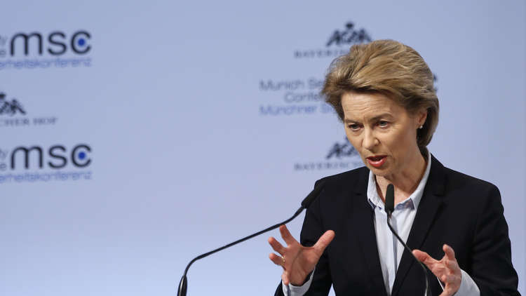 وزيرة الدفاع الألمانية تبحث ملف سكريبال مع نظيرها البريطاني