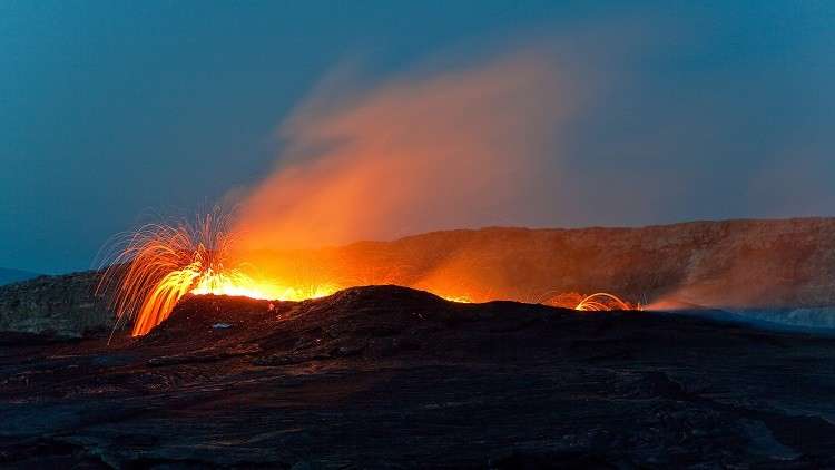 تسجيل صوت ظاهرة بركانية مرعبة لأول مرة في العالم (فيديو)