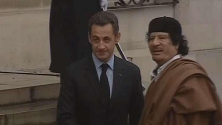 الشرطة الفرنسية تحتجز ساركوزي للتحقيق