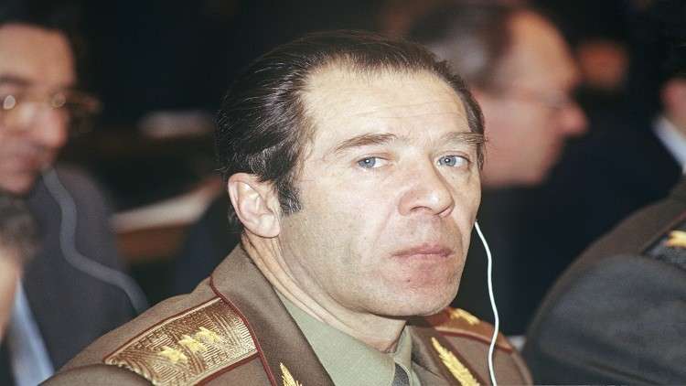 في روسيا.. مات الجنرال قاصف البرلمان