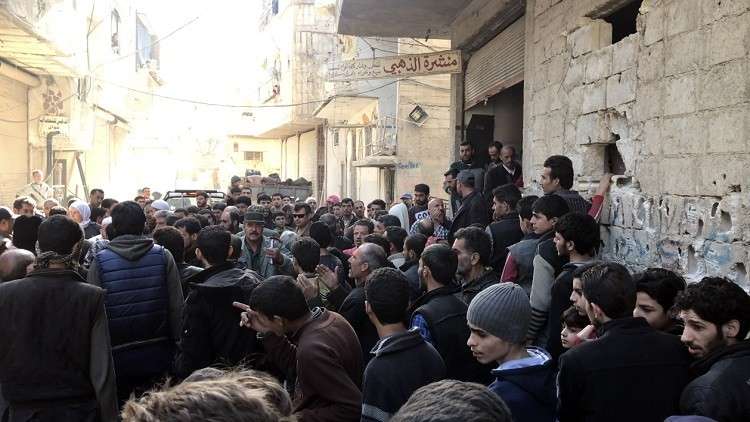 حميميم: نحو 90 ألف شخص غادروا الغوطة الشرقية منذ فتح الممرات الإنسانية